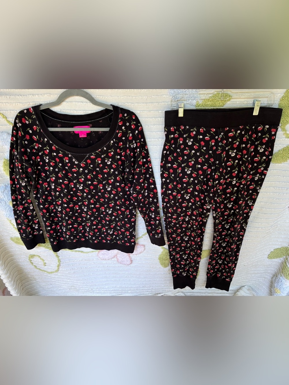 Victoria's Secret Pajama Set Thermal Waffle Knit Black w/Floral Print Y2K Sz M